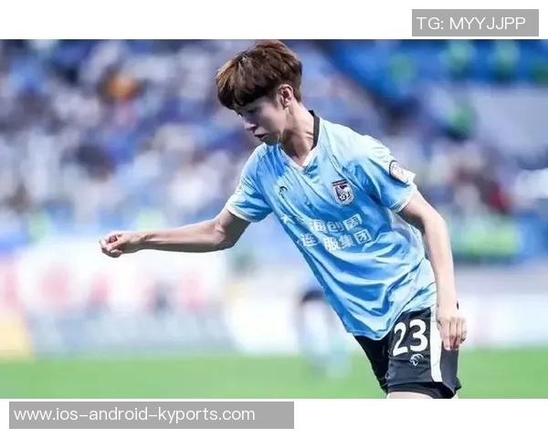 吕焯毅单场8次抢断创大连英博球员中超新纪录展现卓越防守能力 吕焯毅单场8次抢断创大连英博球员中超新纪录展现卓越防守能力