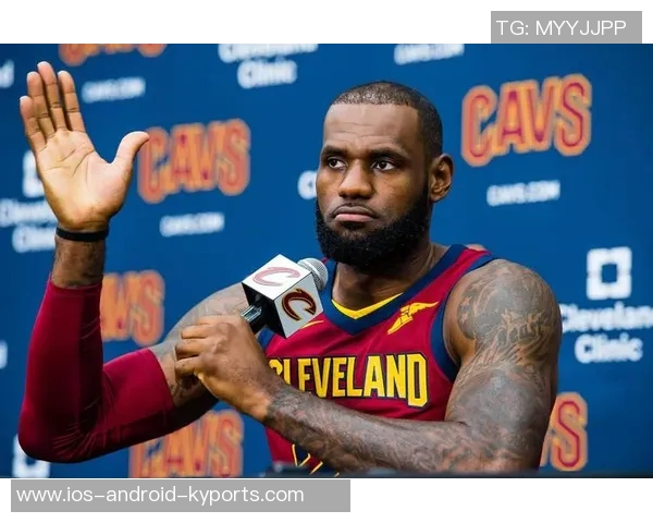 余华谈詹姆斯:从小皇帝加盟骑士起我便成为他的忠实粉丝 余华谈詹姆斯:从小皇帝加盟骑士起我便成为他的忠实粉丝