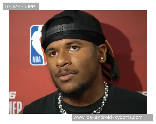 布克盛赞杰伦格林具备超级威胁期待其强势回归助力球队 布克盛赞杰伦格林具备超级威胁期待其强势回归助力球队