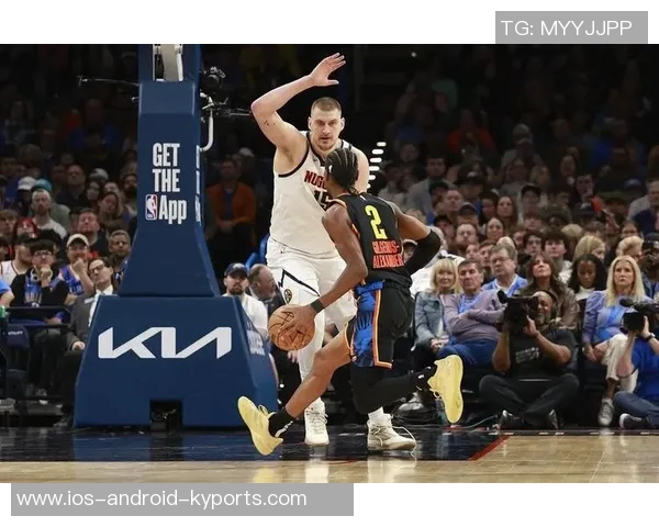 掘金半场小幅领先国王约基奇表现出色戈登贡献12分威少状态低迷三分球未能命中