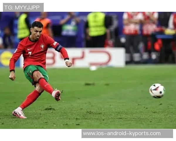 C罗专访第三部分揭秘媒体人评论加时赛精彩瞬间